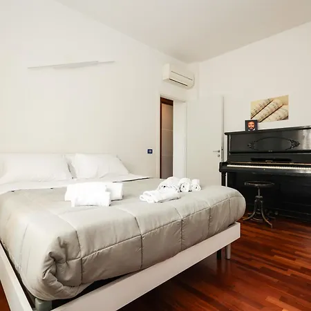 Visit Apartment Modena