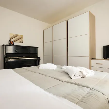 Visit Apartment Modena