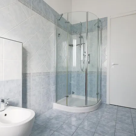Appartamento Visit *